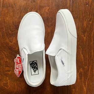 Women’s white vans size 7